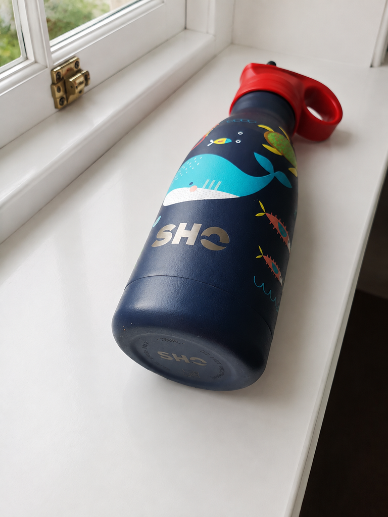 Bottom of SHO kids stainless steel water bottle after two years of use